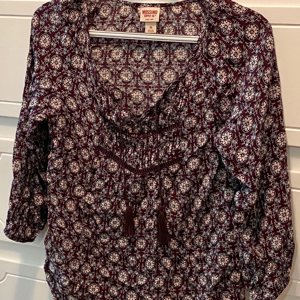 Mossimo blouse. Size XS.